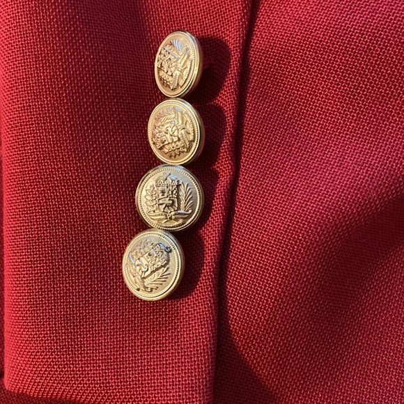 Blazer - Picture 2 of 6